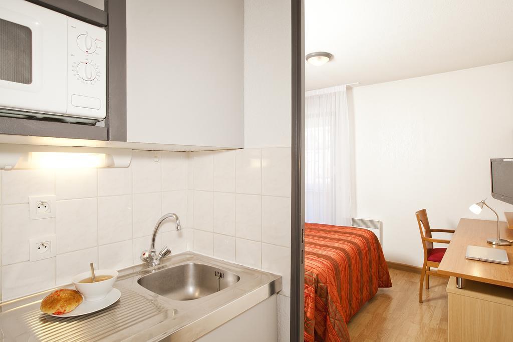 Sejours & Affaires Saint Etienne Jules Ferry Aparthotel Εξωτερικό φωτογραφία