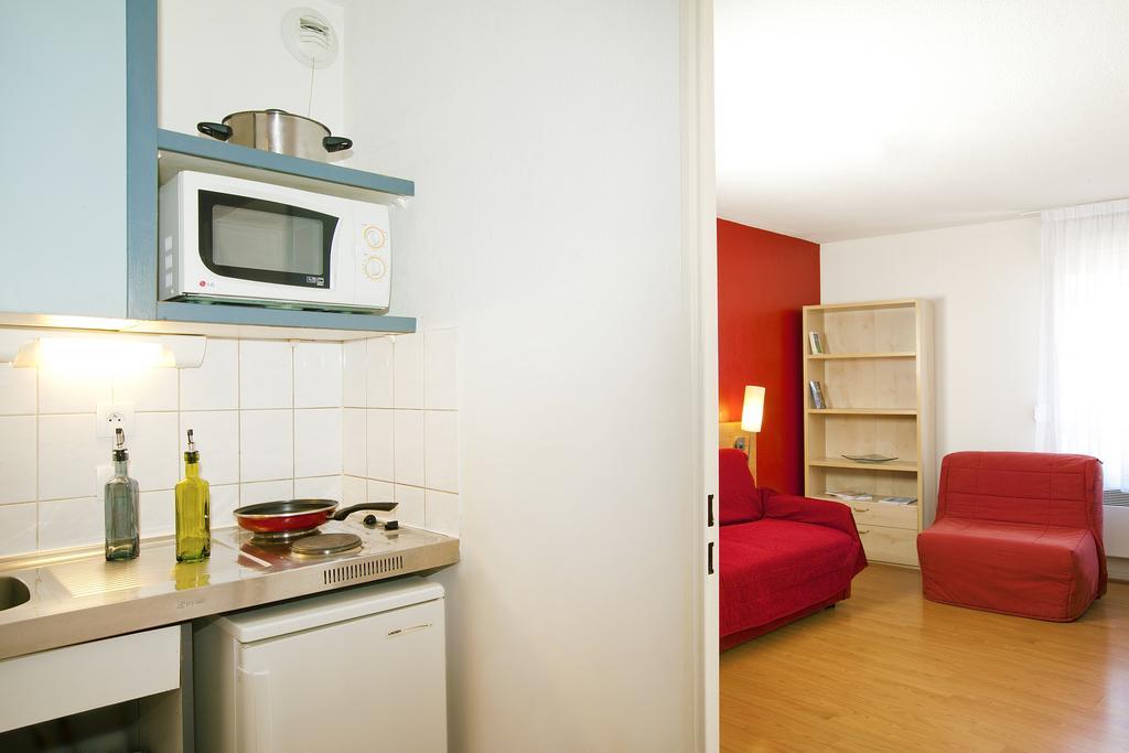 Sejours & Affaires Saint Etienne Jules Ferry Aparthotel Εξωτερικό φωτογραφία