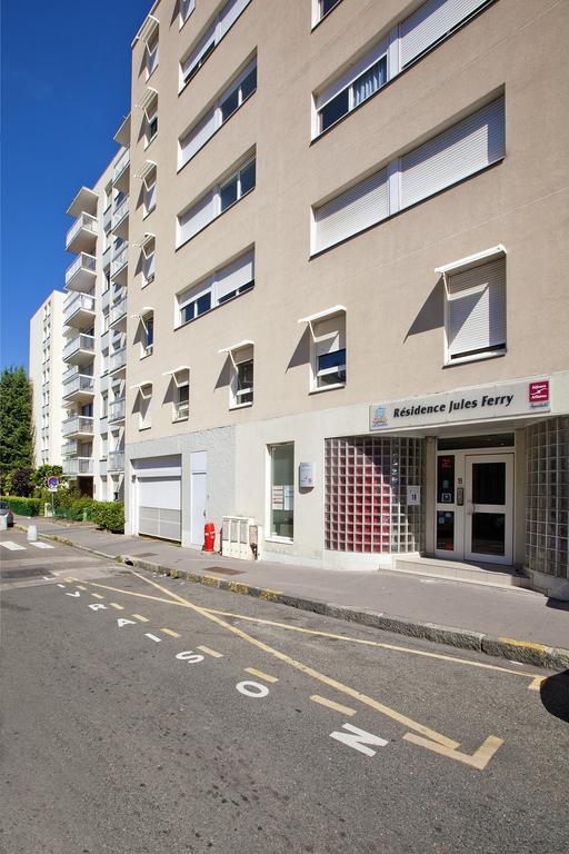 Sejours & Affaires Saint Etienne Jules Ferry Aparthotel Εξωτερικό φωτογραφία