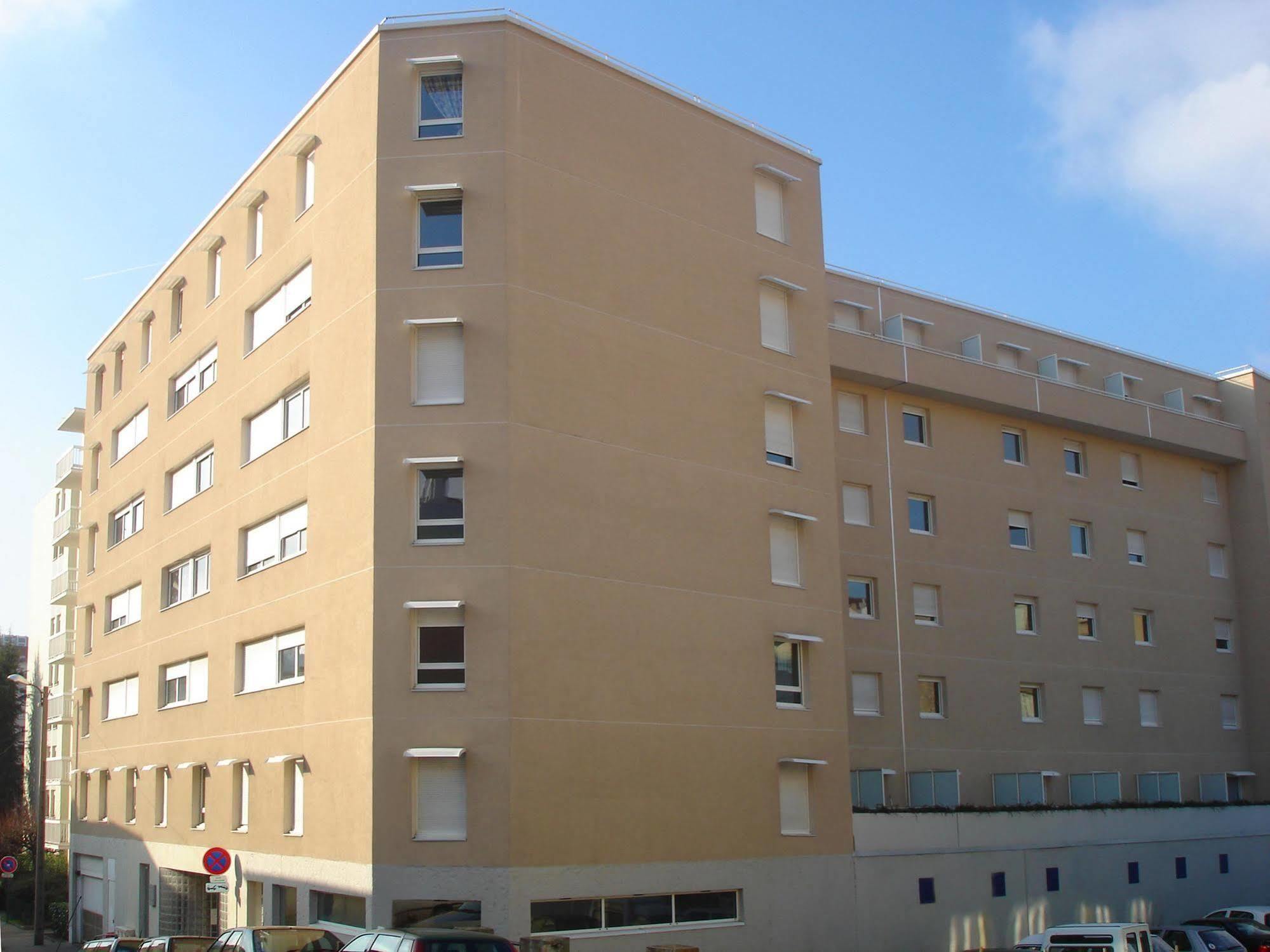 Sejours & Affaires Saint Etienne Jules Ferry Aparthotel Εξωτερικό φωτογραφία