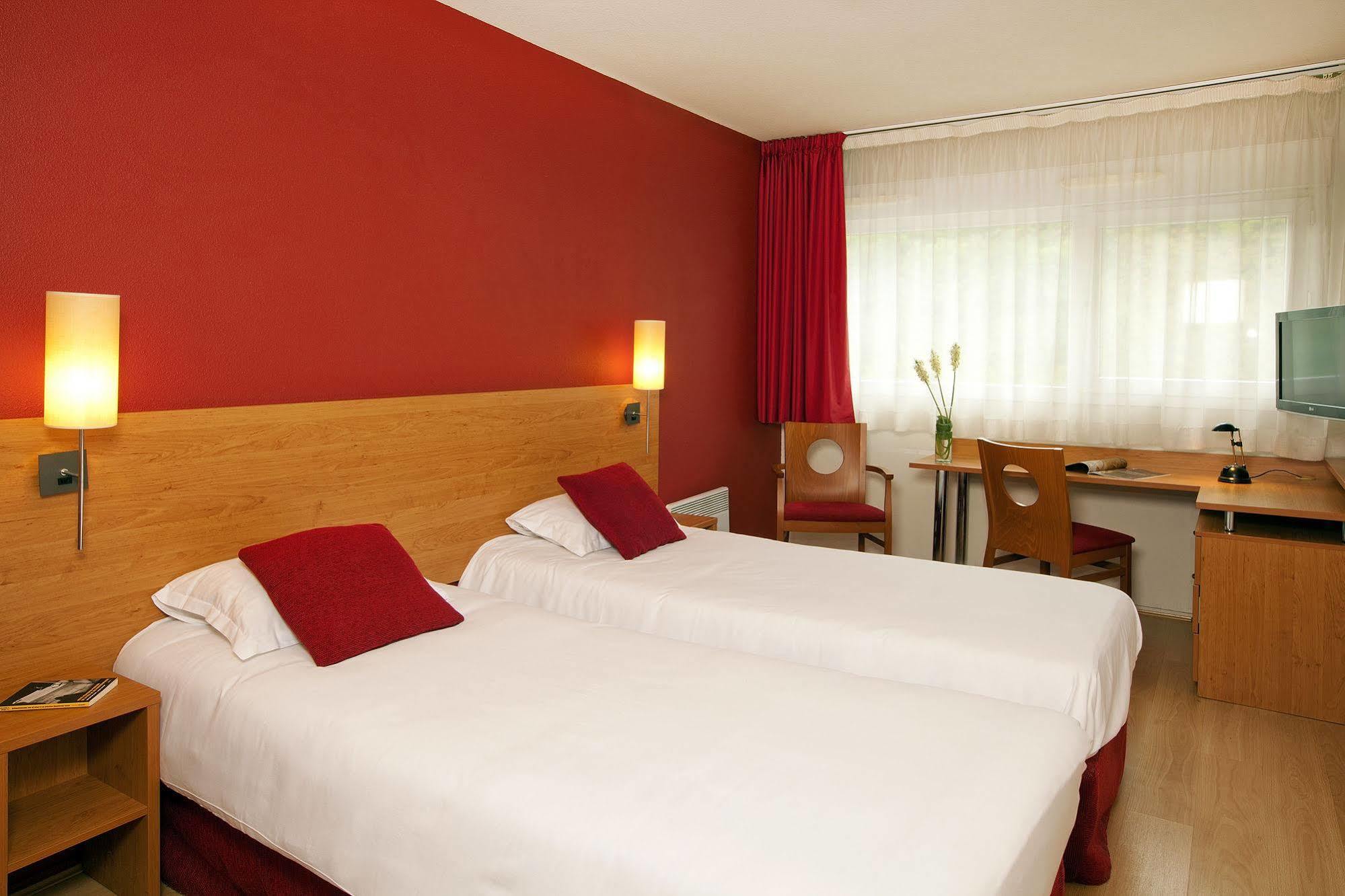 Sejours & Affaires Saint Etienne Jules Ferry Aparthotel Εξωτερικό φωτογραφία